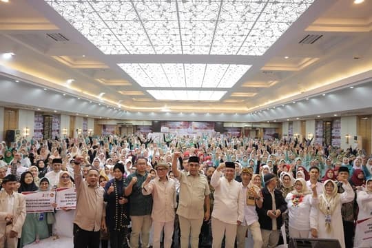 Ribuan Emak-Emak Kompak Deklarasi Dukung Prabowo Presiden