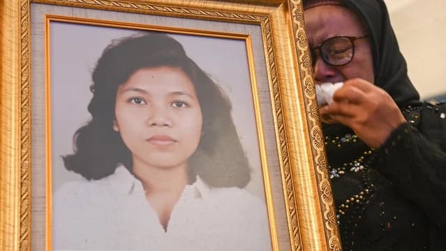 marsinah resmi dianugerahi gelar pahlawan nasional sang adik tak kuasa menahan tangis di istana negara 1762754174275 169