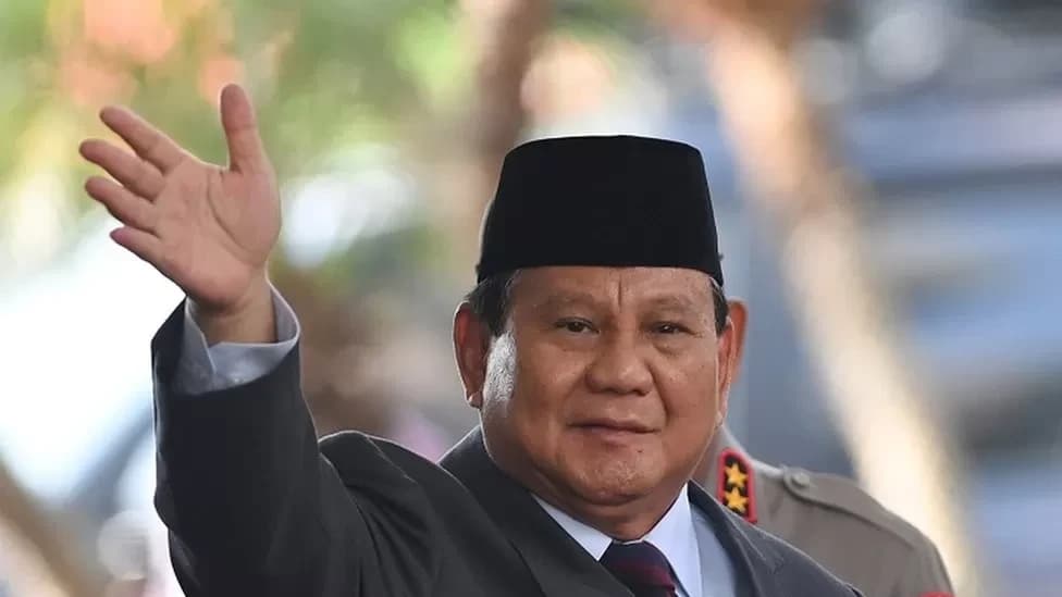 https://www.pojoksatu.id/politik/1084164567/foto-prabowo-siap-dipajang-sebagai-presiden-ri-inilah-profil-lengkap-dan-perjalanan-hidup-prabowo-subianto