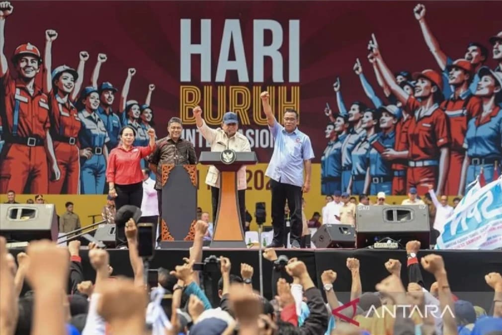 Pemerintah di bawah kepemimpinan Presiden Prabowo Subianto memilih untuk memperkuat stimulus konsumsi sejak awal tahun.