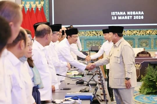 presiden prabowo pimpin sidang kabinet paripurna 06 astakom com 696x464