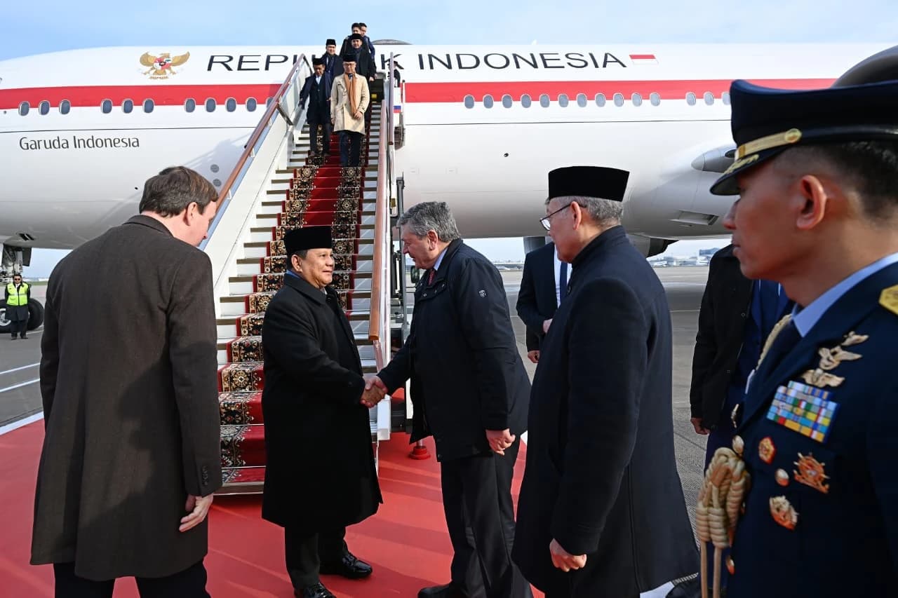 Presiden Republik Indonesia, Prabowo Subianto tiba di Bandara Vnukovo-2 di Moskow, Federasi Rusia, pada Senin, 13 April 2026, pukul 07.45 waktu setempat (WS), guna melakukan kunjungan kerja.