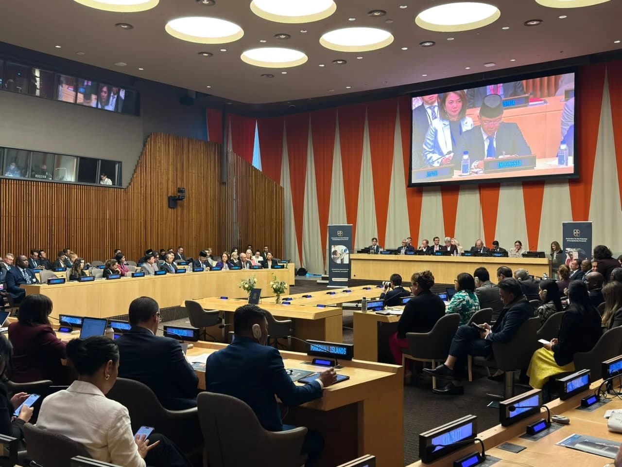 
“Memastikan keselamatan pekerja kemanusiaan di tengah situasi krisis dan konflik merupakan bagian dari komitmen bersama dari seluruh negara,” ujar Menteri Luar Negeri RI, Sugiono, pada pertemuan High-Level Meeting of the Declaration for the Protection of Humanitarian Personnel di sela-sela Sidang Majelis Umum PBB ke-81 di New York (23/9).