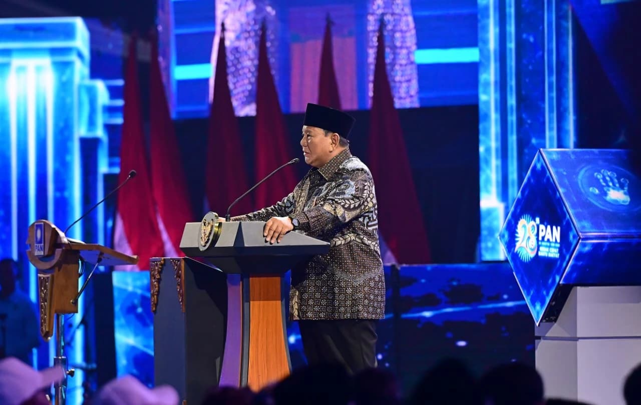 Presiden Prabowo Subianto menekankan pentingnya menjaga nilai perjuangan, keberanian, ketabahan, dan kesetiaan dalam menjalankan perjuangan untuk bangsa dan negara. Hal tersebut disampaikan Kepala Negara saat menghadiri Puncak Peringatan HUT ke-28 Partai Amanat Nasional (PAN) di Plenary Hall, Jakarta International Convention Center (JICC), Jakarta, Jumat, 18 September 2026.